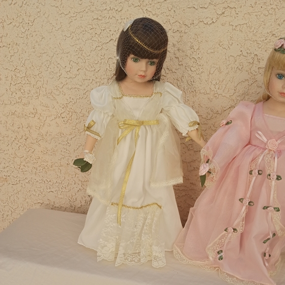 Porcelain Angel Doll The Heritage Collection PINK OR WHITE **CHOICE* - Picture 12 of 16